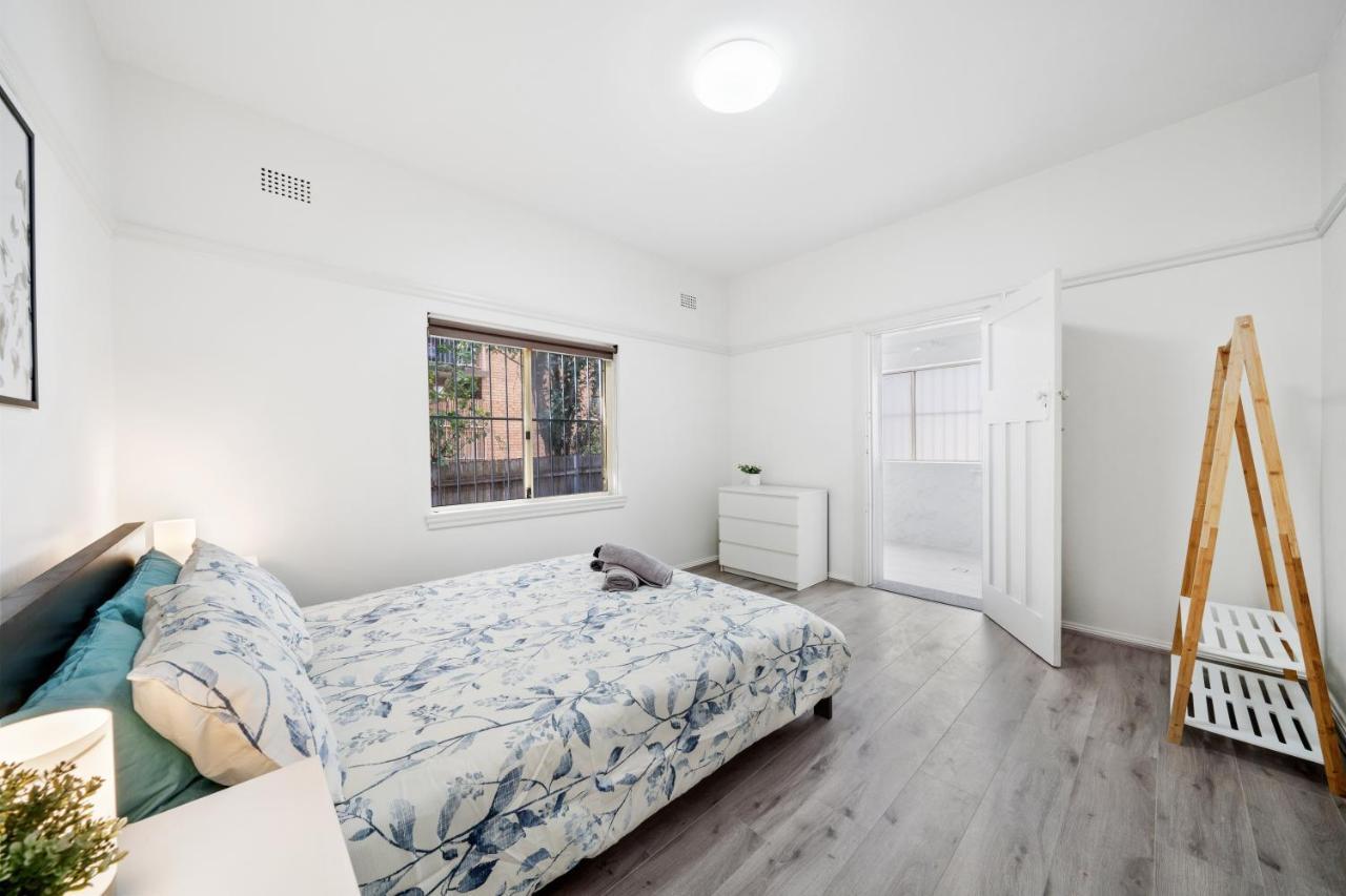 Burwood New 2 Bedroom 2 Bathroom Apartment Sídney Exterior foto